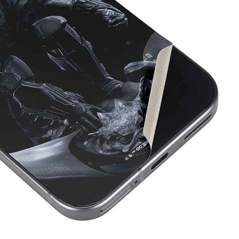 DC Comics Arkham Origins Batman In action pose Pixel 9 Pro XL Skin